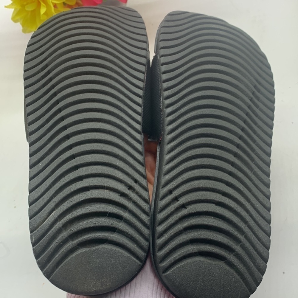 Nike Hot Pink Black Slide Sandals Sz 5Y. KS1316 - Picture 7 of 7